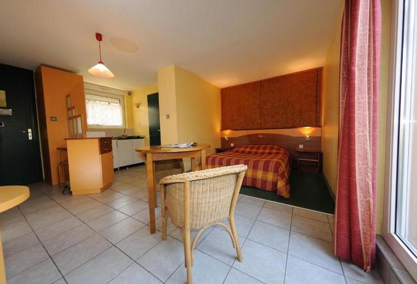 בית מלון כפרי Le Relais De Wasselonne