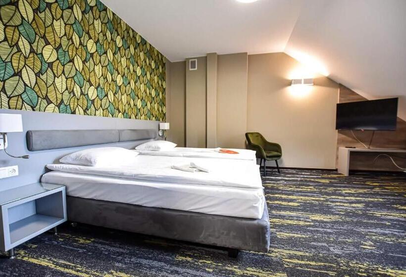 فندق Leśny Dwór