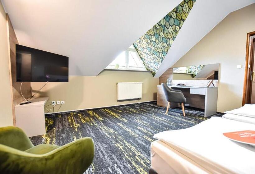 فندق Leśny Dwór