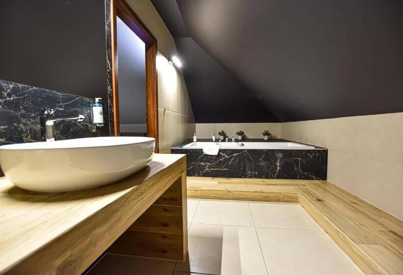 فندق Leśny Dwór