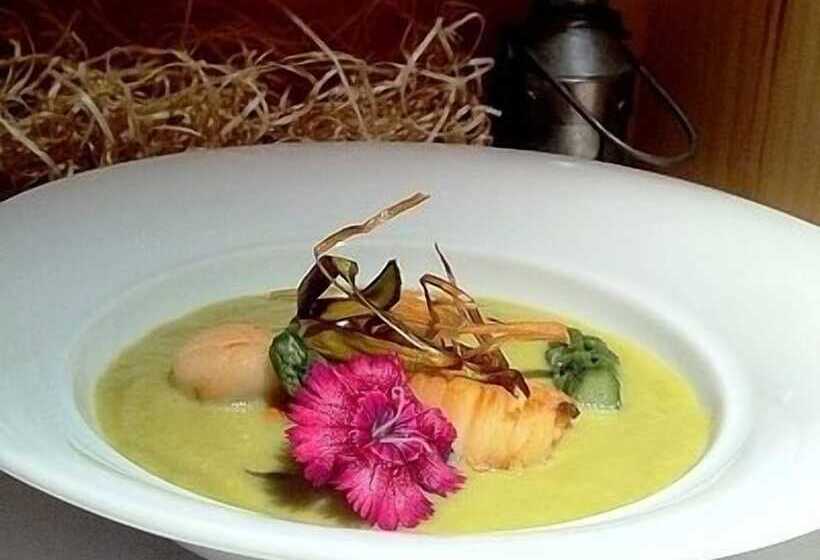 ホテル Logis Hôtel Les Ancolies