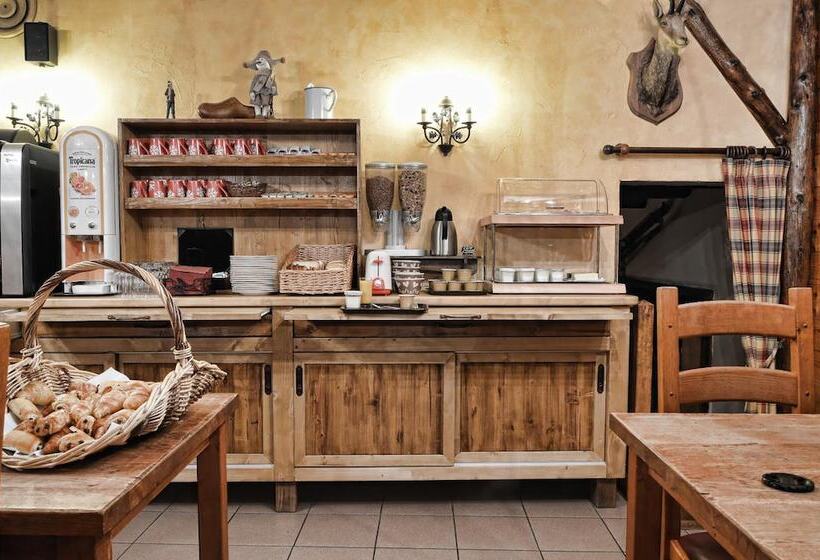 ホテル Logis Hôtel Les Ancolies