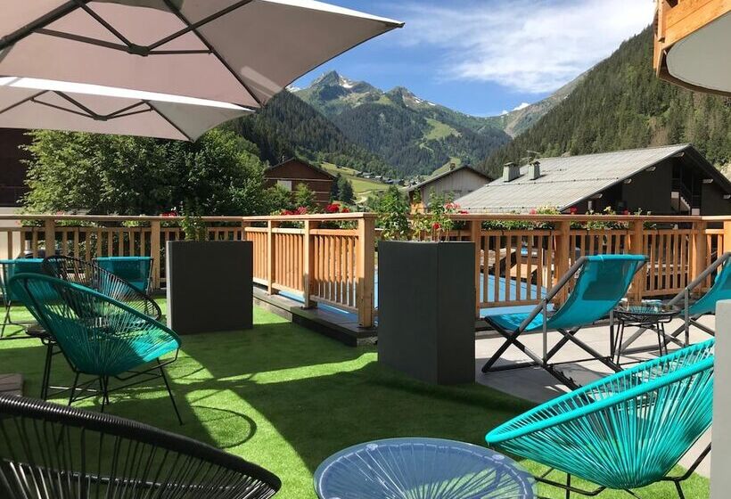 ホテル Logis Hôtel Les Ancolies