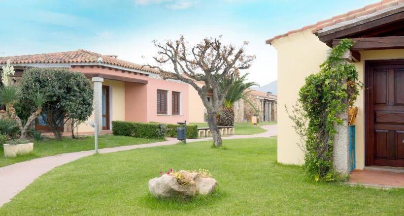 هتل Li Suari Club Village