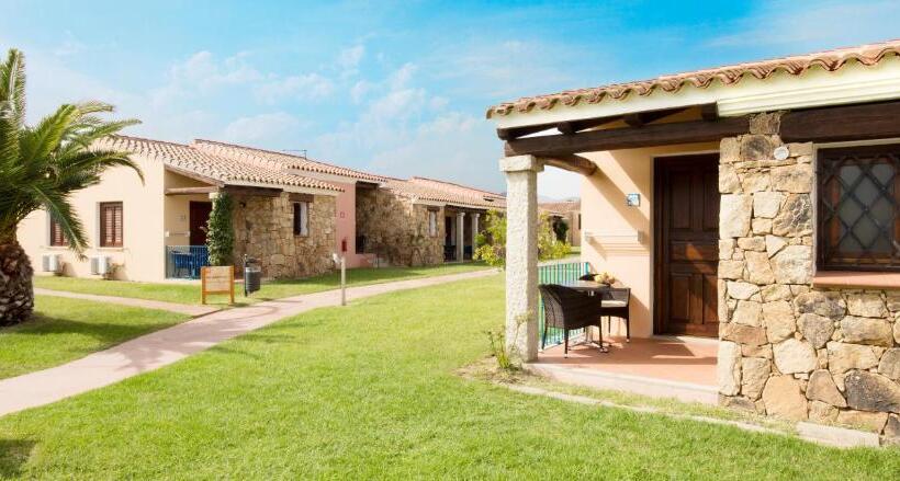 هتل Li Suari Club Village