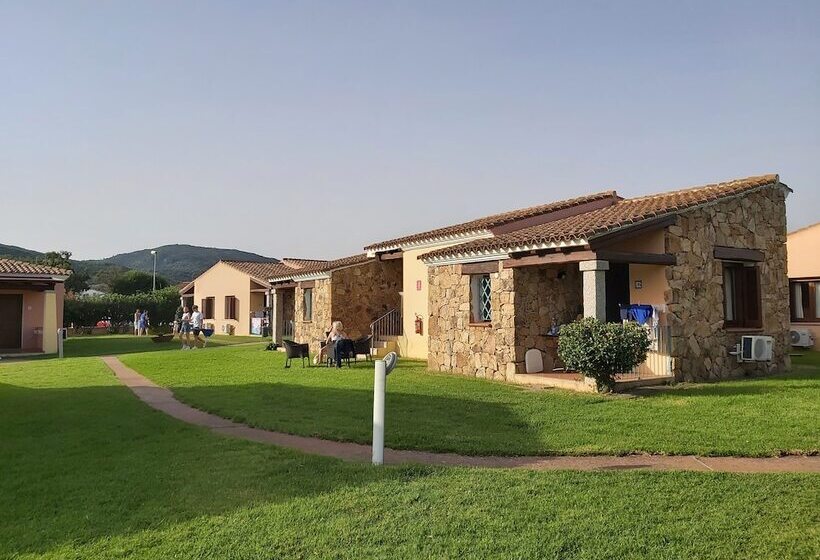 هتل Li Suari Club Village