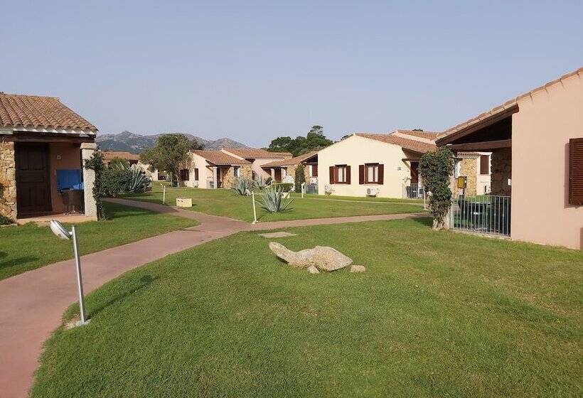 هتل Li Suari Club Village