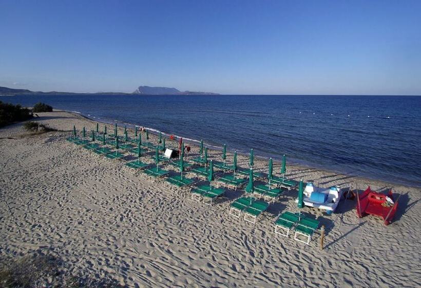 هتل Li Suari Club Village