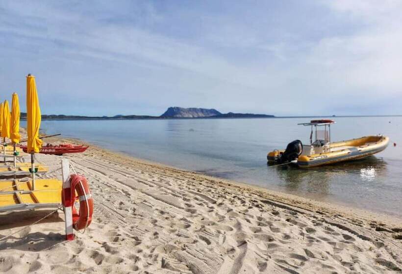 هتل Li Suari Club Village