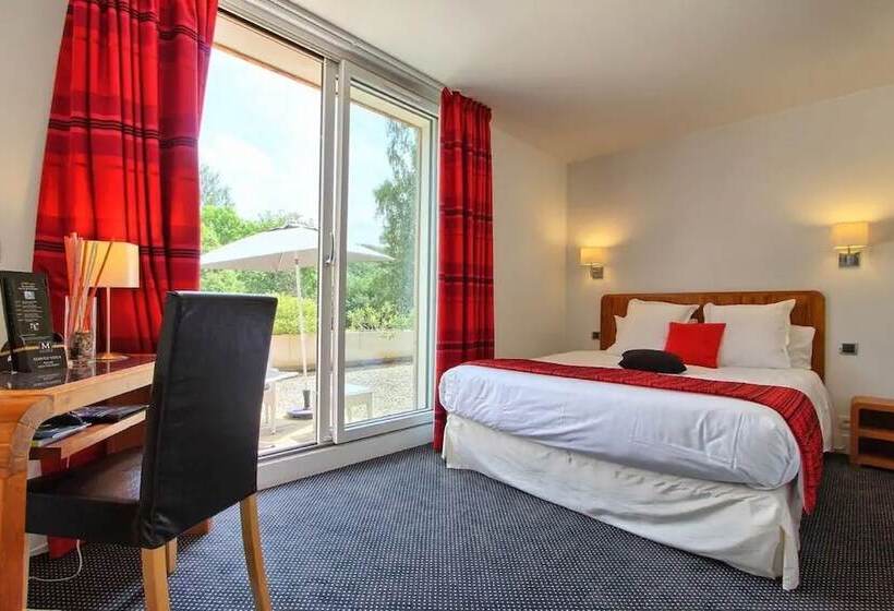 ホテル Logis Hôtel & Restaurant   Le Manoir De Sauvegrain