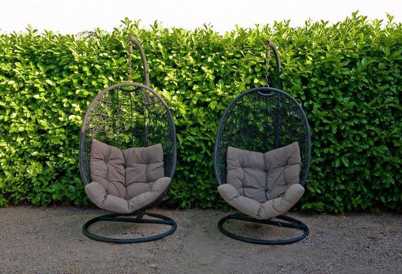 호텔 Logis Hôtel Le Mistral   Restaurant   Montélimar Sud