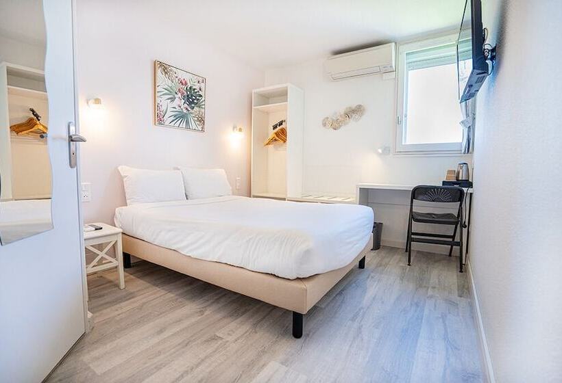 ホテル Logis Hôtel Le Rialto