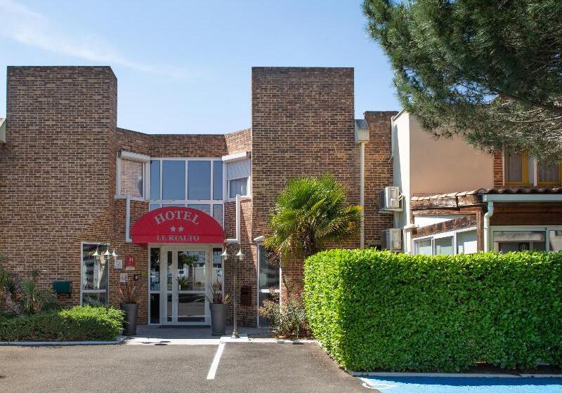 ホテル Logis Hôtel Le Rialto