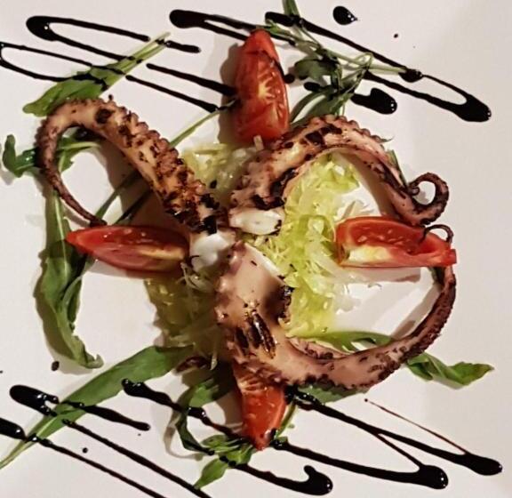 هتل Lory & Ristorante Ferraro