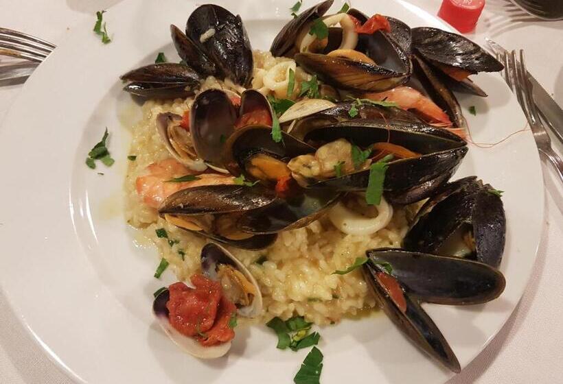 هتل Lory & Ristorante Ferraro