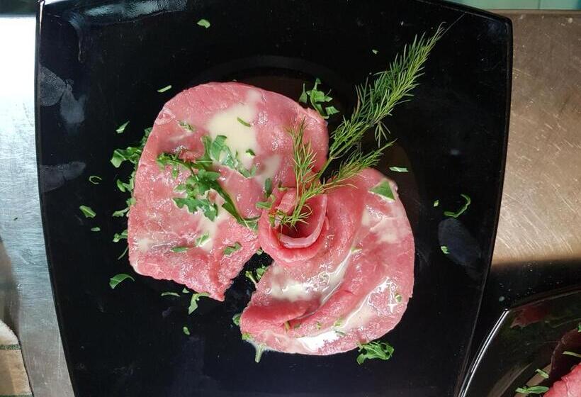 هتل Lory & Ristorante Ferraro