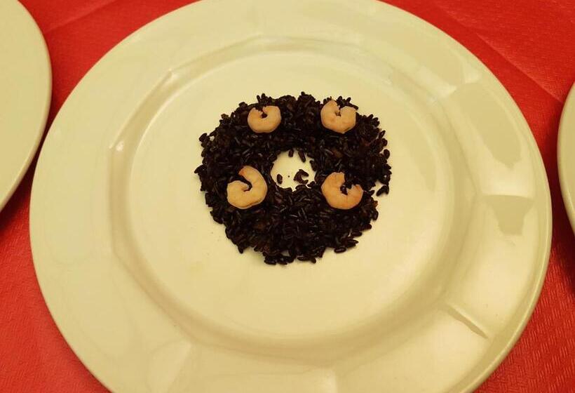 هتل Lory & Ristorante Ferraro