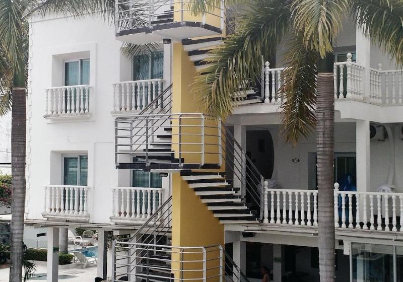 ホテル Manantial Melgar