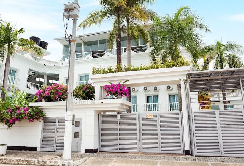 هتل Manantial Melgar