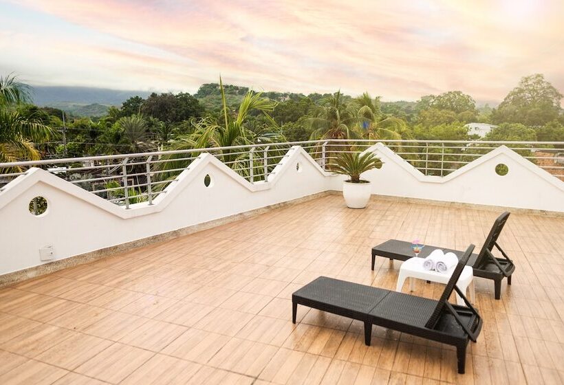 ホテル Manantial Melgar