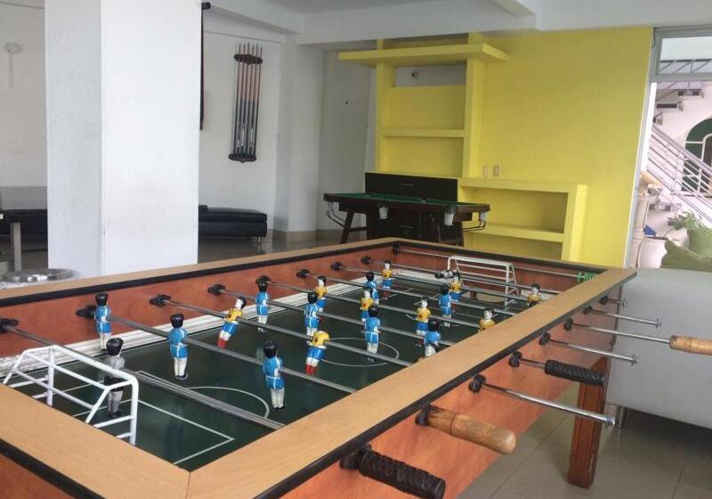 ホテル Manantial Melgar