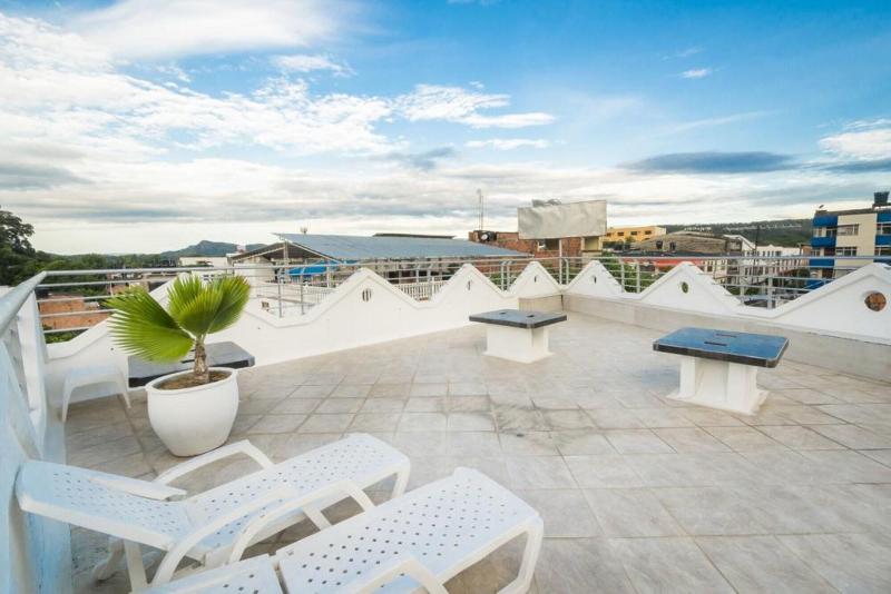 ホテル Manantial Melgar