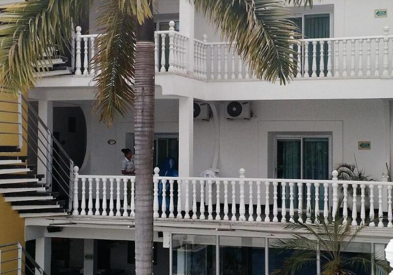 ホテル Manantial Melgar