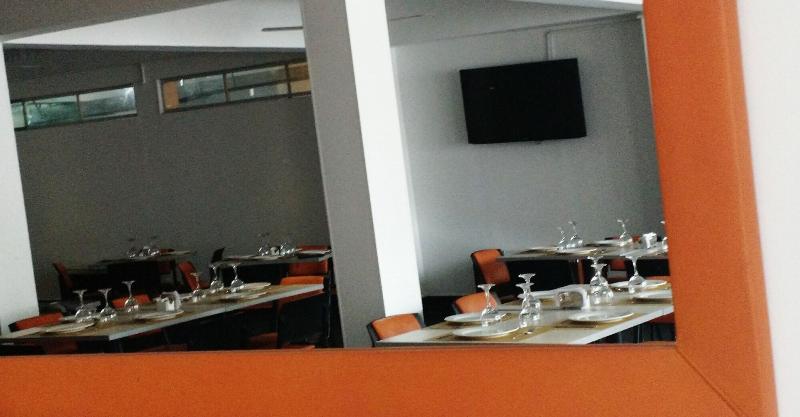 ホテル Manantial Melgar