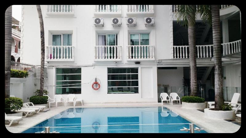 ホテル Manantial Melgar