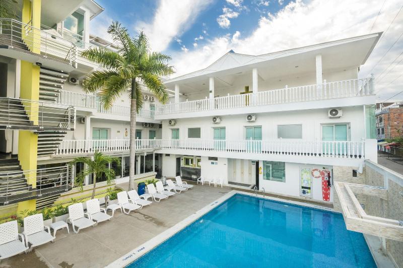 ホテル Manantial Melgar