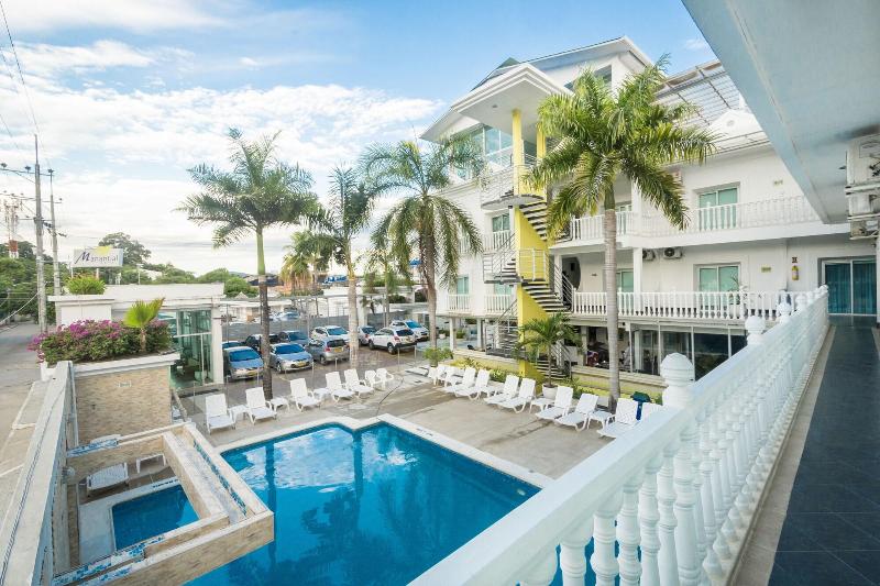 ホテル Manantial Melgar