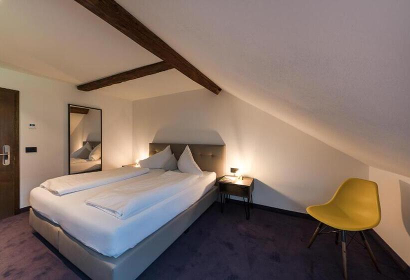 ホテル Mandelhof S