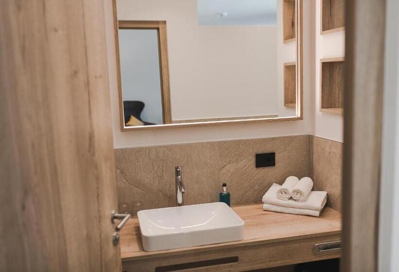 ホテル Mandelhof S