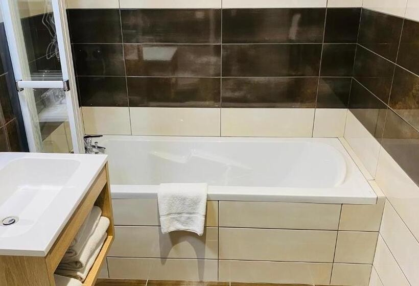 酒店 Martinez Grenay