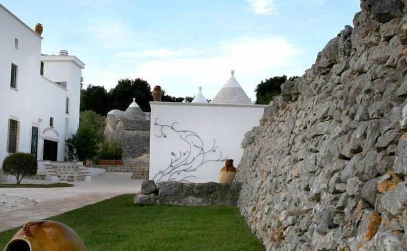 Отель Masseria Quis Ut Deus