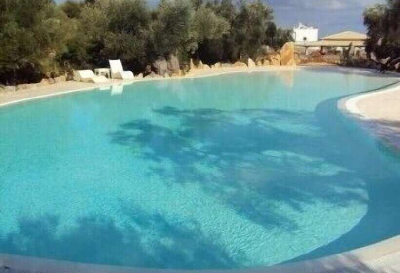 Отель Masseria Quis Ut Deus