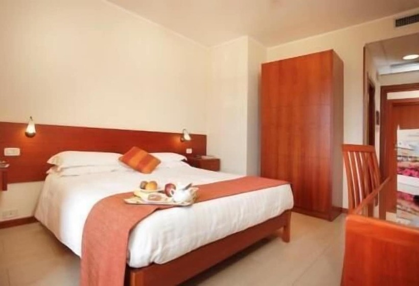 בית מלון כפרי Michelangelo