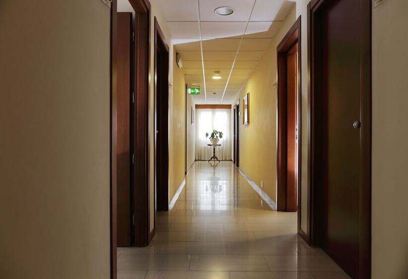 בית מלון כפרי Michelangelo