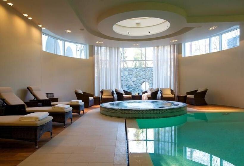 هتل Modrzewie Park