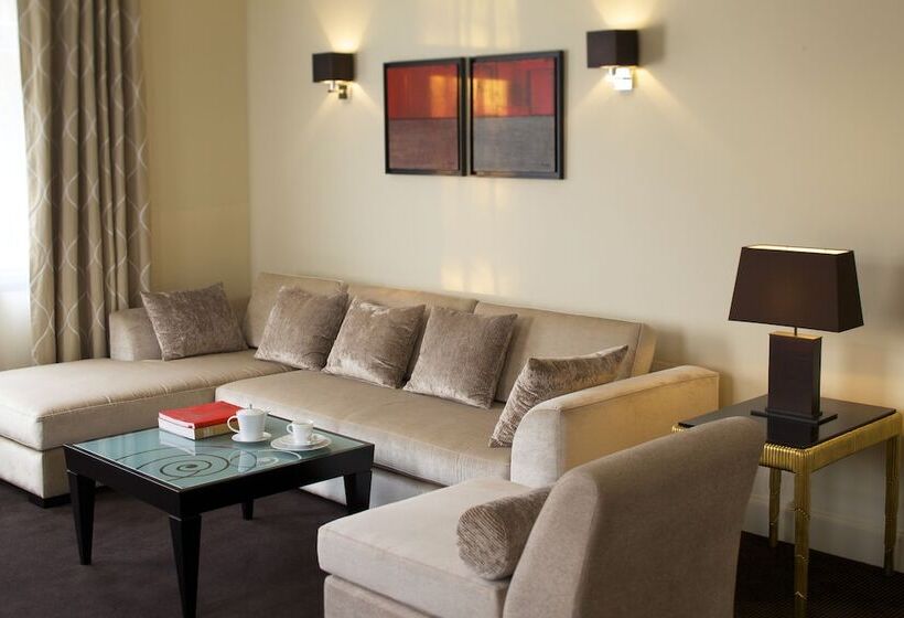 هتل Modrzewie Park