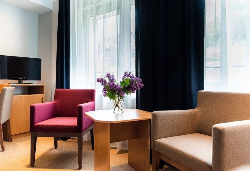 هتل Nawigator Szczawnica