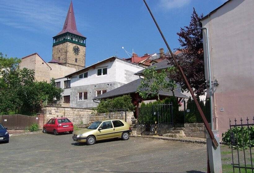 בית מלון כפרי Paříž