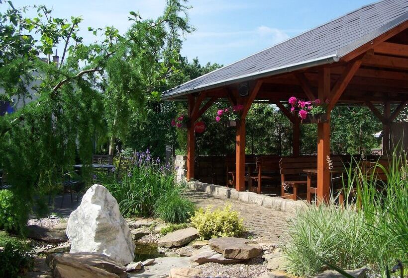 בית מלון כפרי Paříž