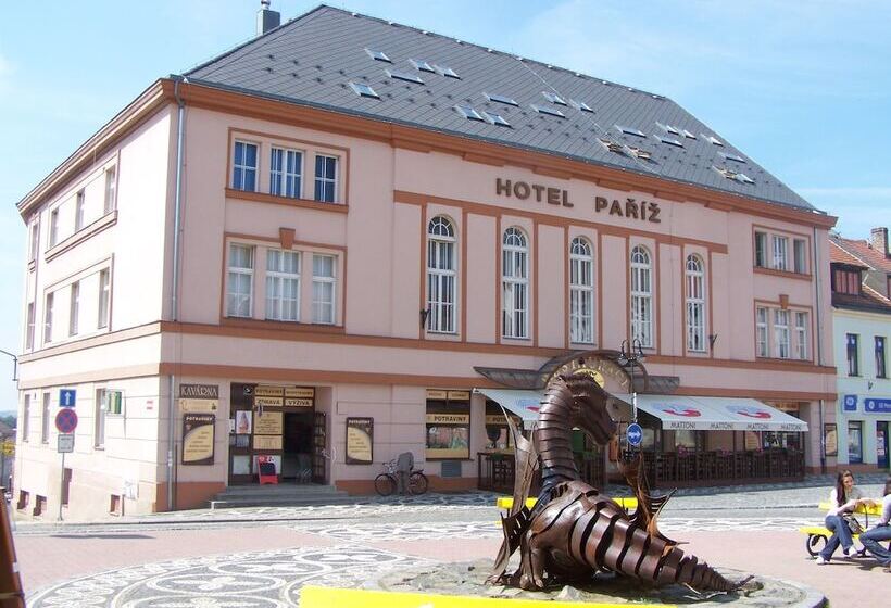 בית מלון כפרי Paříž