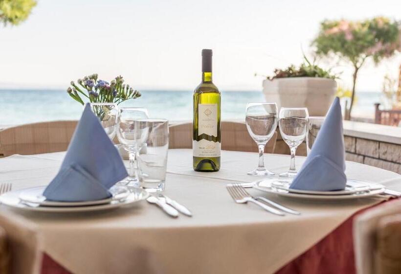 בית מלון כפרי Pansion Amigos