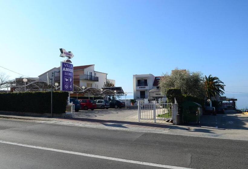 בית מלון כפרי Pansion Amigos