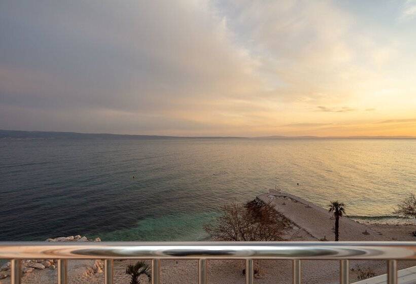 בית מלון כפרי Pansion Amigos