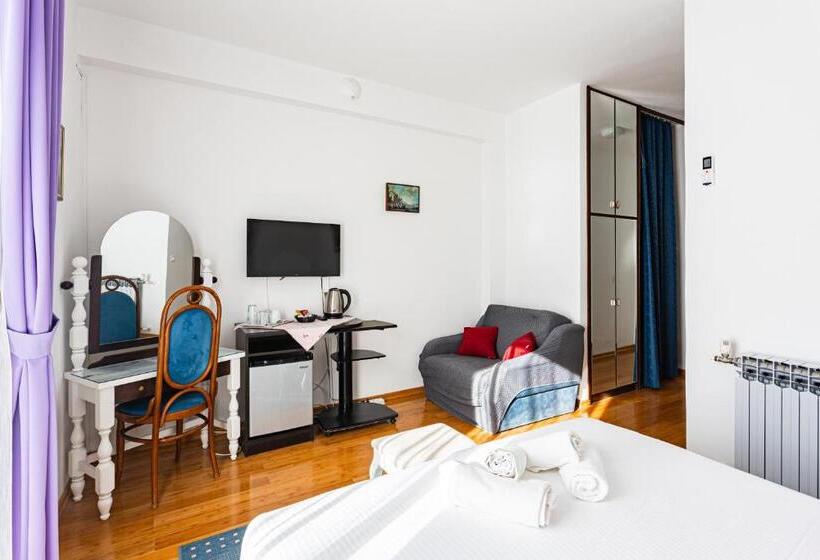 בית מלון כפרי Pansion Amigos