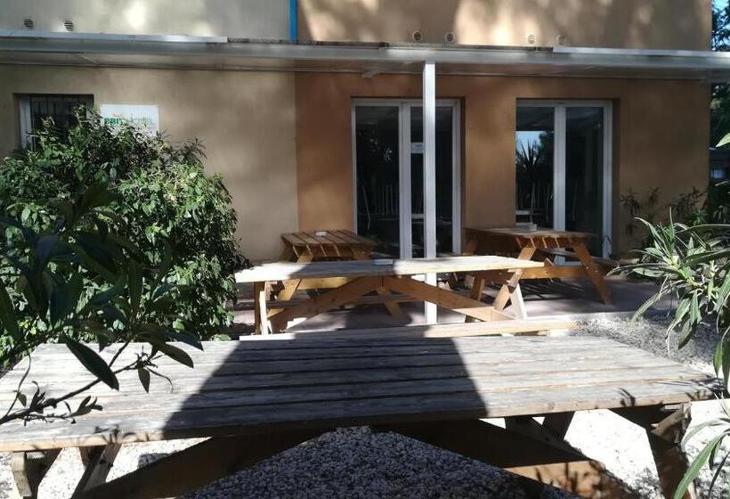 בית מלון כפרי Parc Azur   Toulon Ollioules