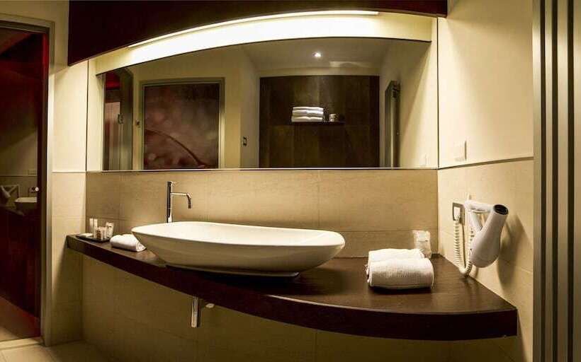 בית מלון כפרי Pineta